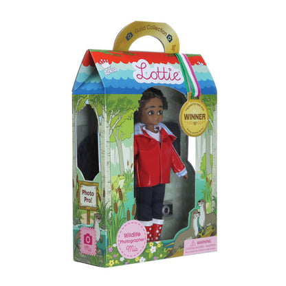 Lottie Wildlife Photographer Mia Doll